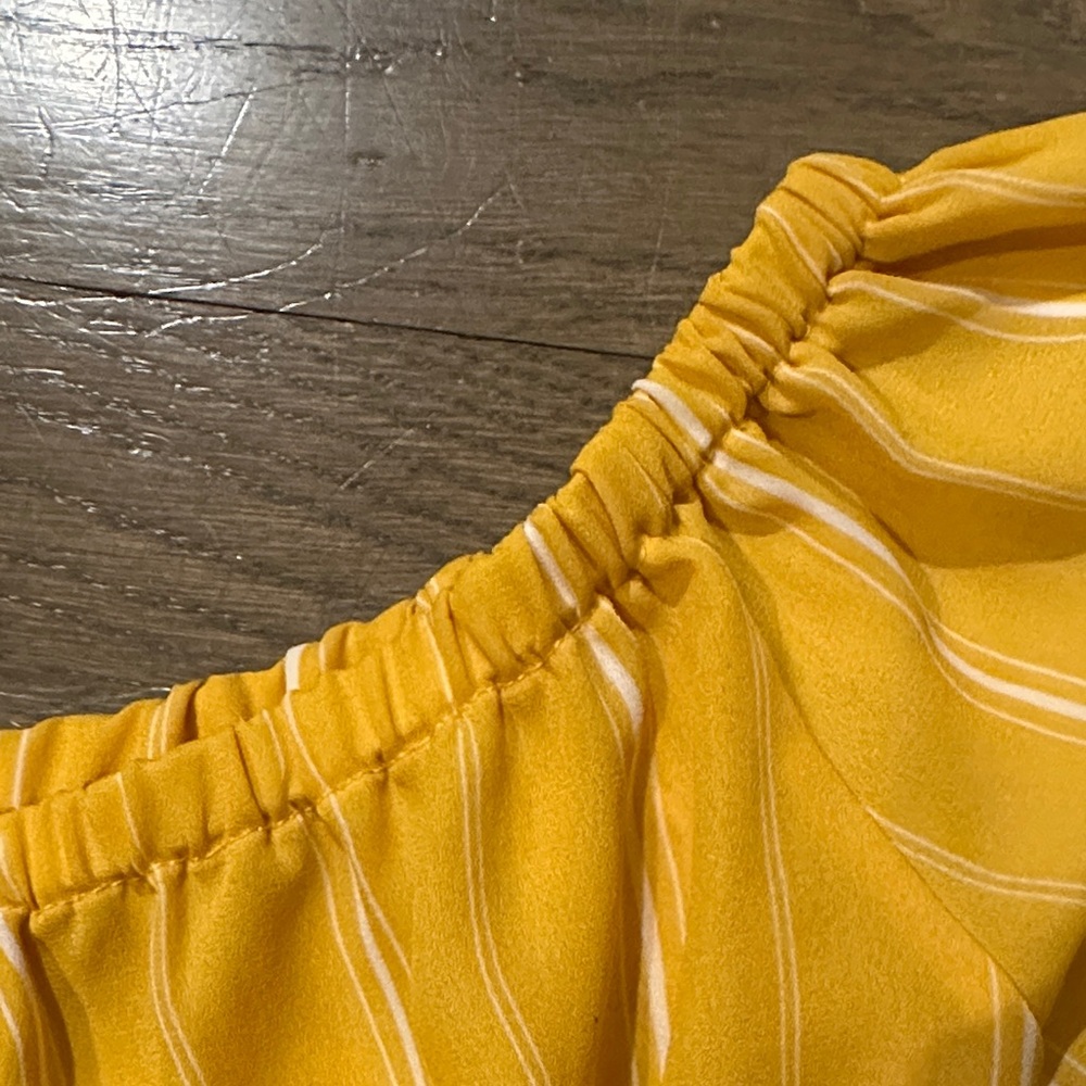 NWT! Yellow Off-Shoulder Tie-Front Top - Picture 6 of 6